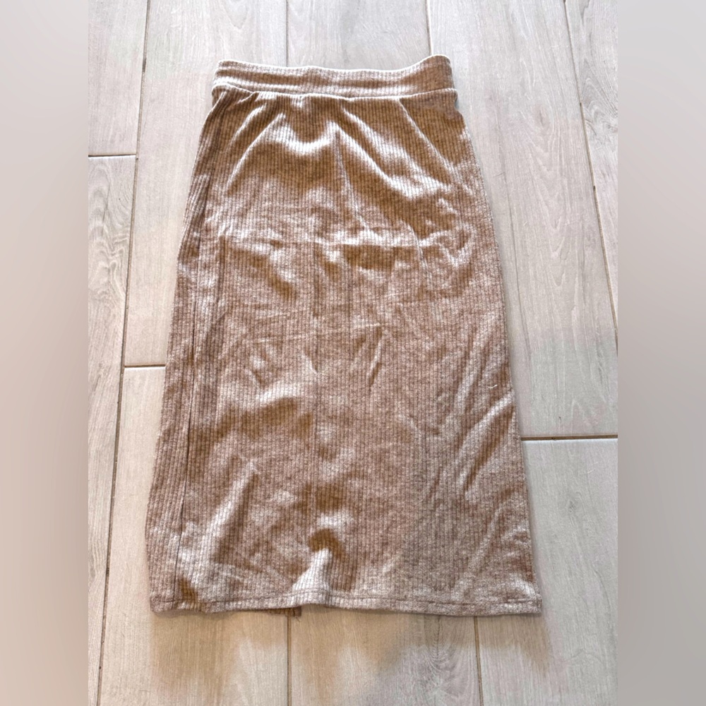 Zenana Outfitters Tan Pencil Skirt
